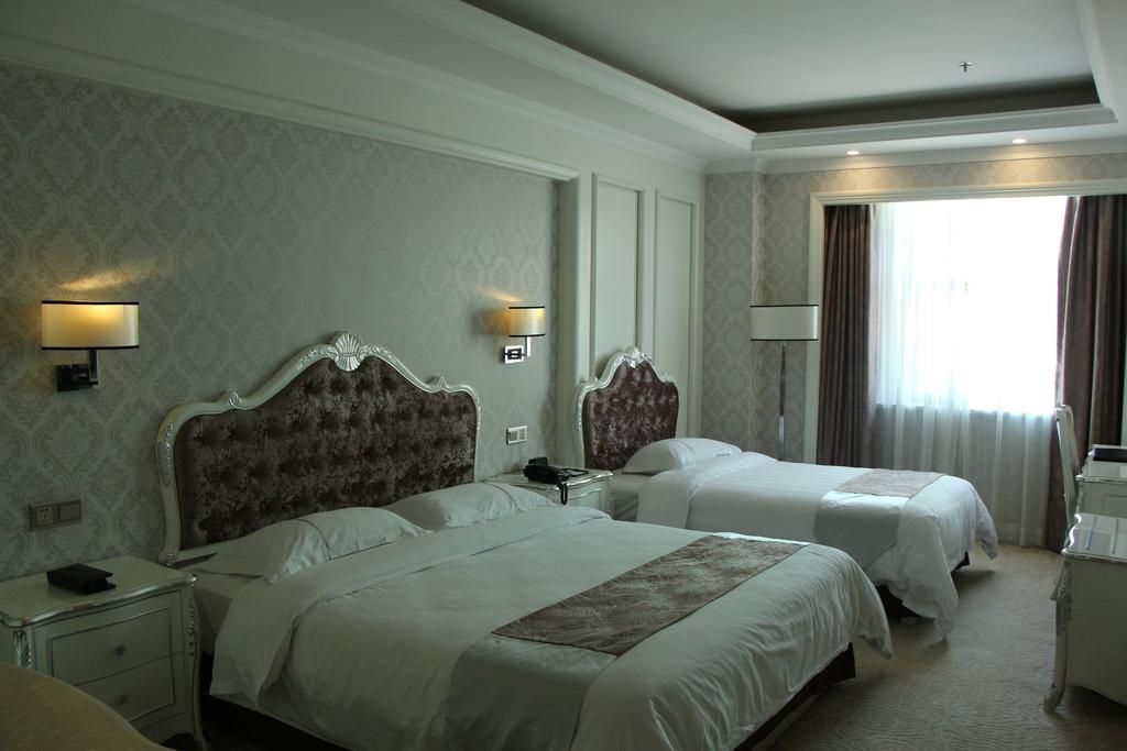 Zhuhai Rongfeng Hotel Room photo